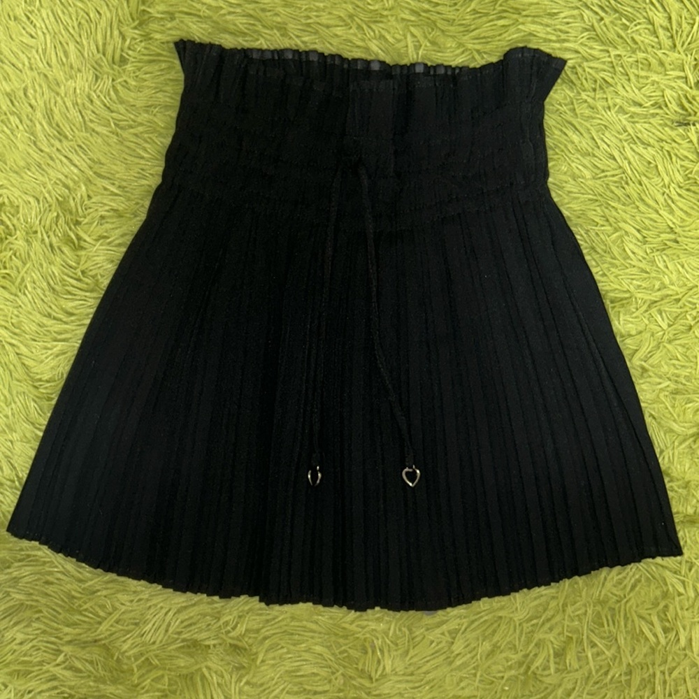 Mini skirt/ Very Comfy/ size S/